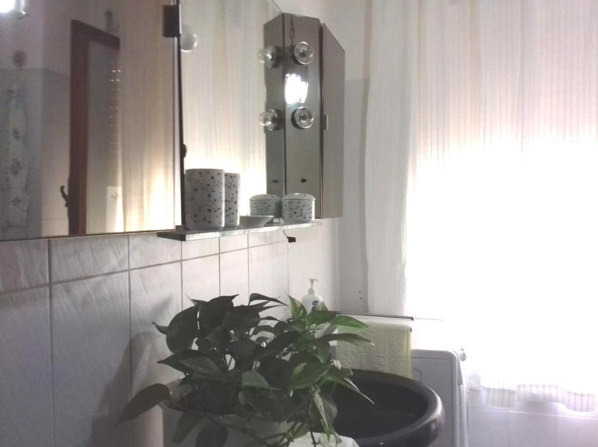 Bed and Breakfast Nonna Dora Muros Екстер'єр фото